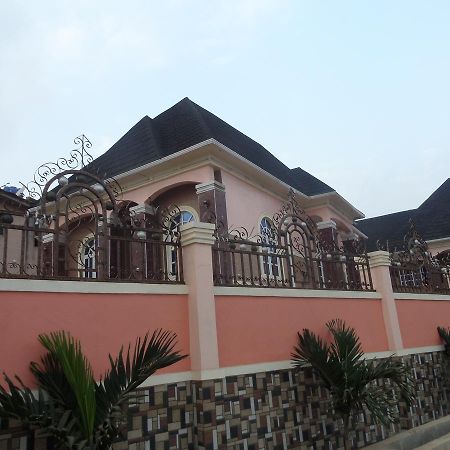 De-Zone Hotel Ikotun Exterior photo