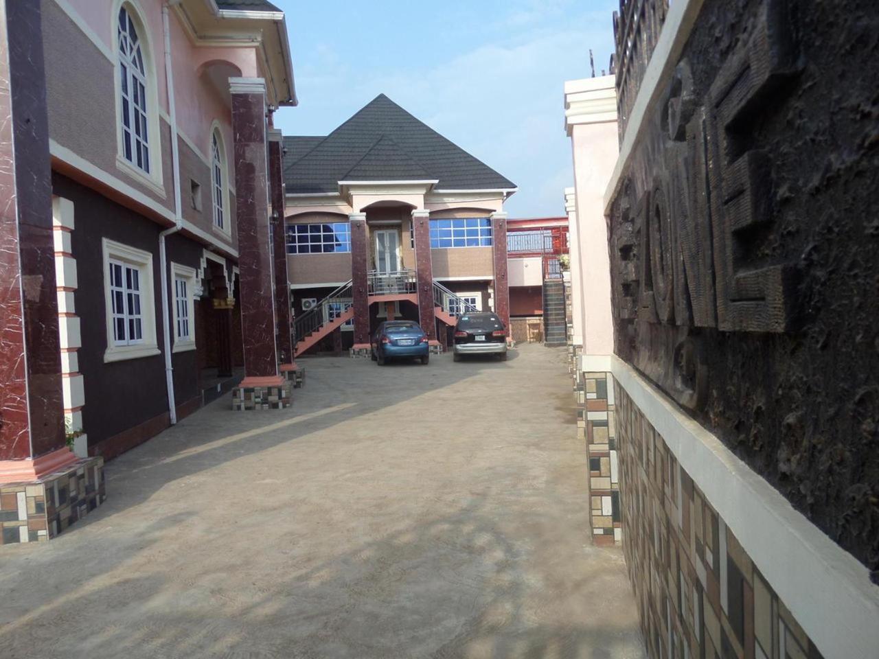 De-Zone Hotel Ikotun Exterior photo